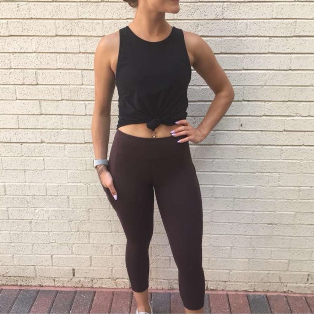 Lululemon Speed Up Crop (21") size 4